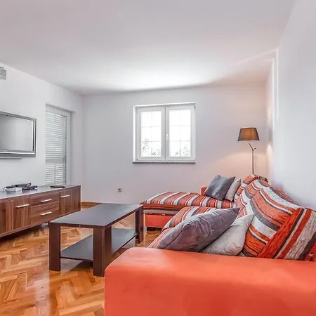 Sea B4+1 Apartment Porec